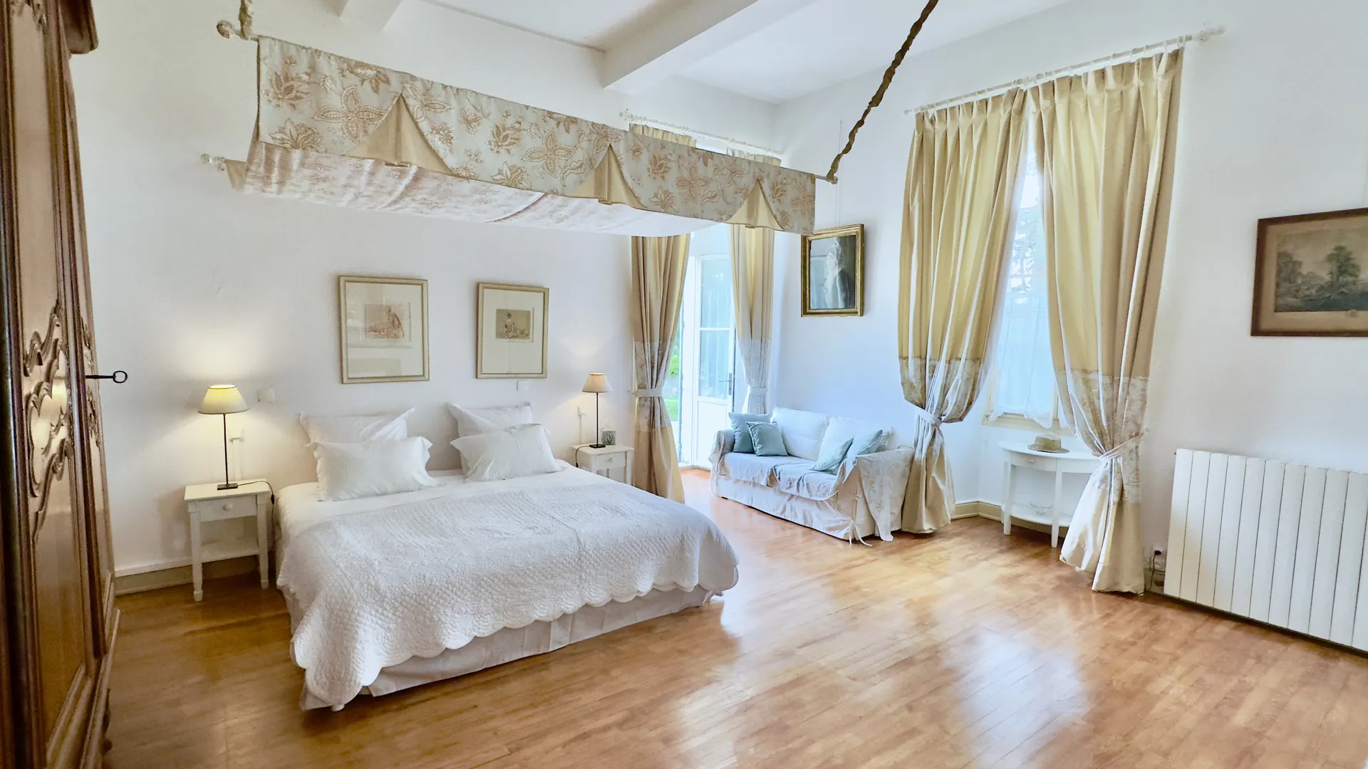 The Chateau 27